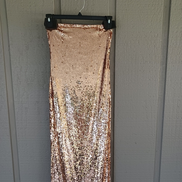 Alice And Olivia Fifi Sequin Strapless Maxi Dress Size 2 Lace Up Back Tan Bronze - Picture 3 of 15